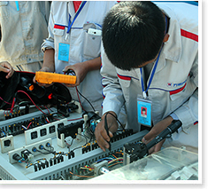 云南万通汽修学校汽车检测与运营