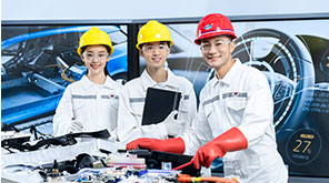 云南万通汽修学校