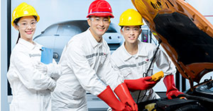 云南万通汽修学校